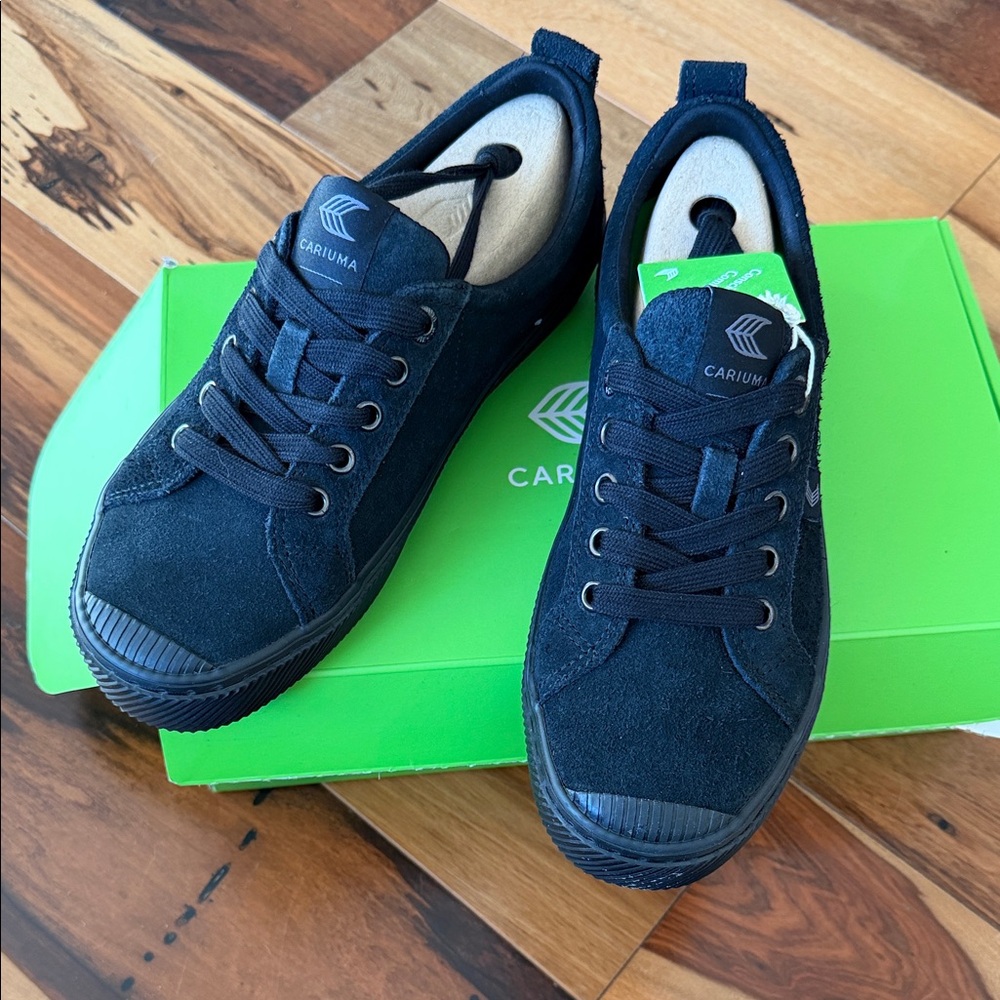 Brand New Cariuma OCA Low Black Suede Sneakers
